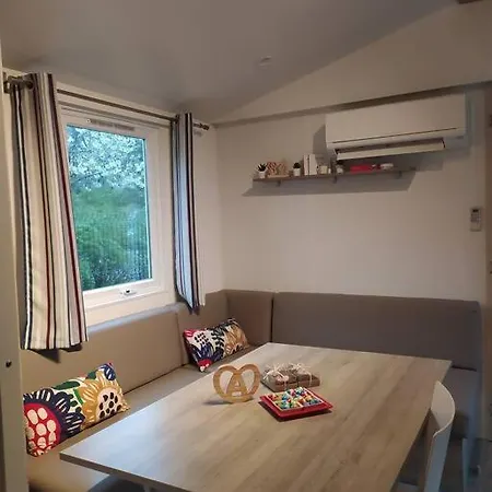 La Bourgogne En Alsace - Familial * Munster (Haut-Rhin)